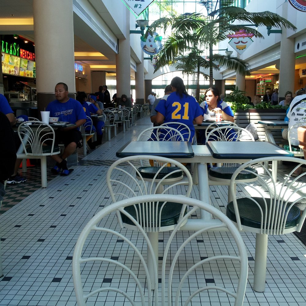 Discover Top Food Choices at Parkway Plaza Food Court