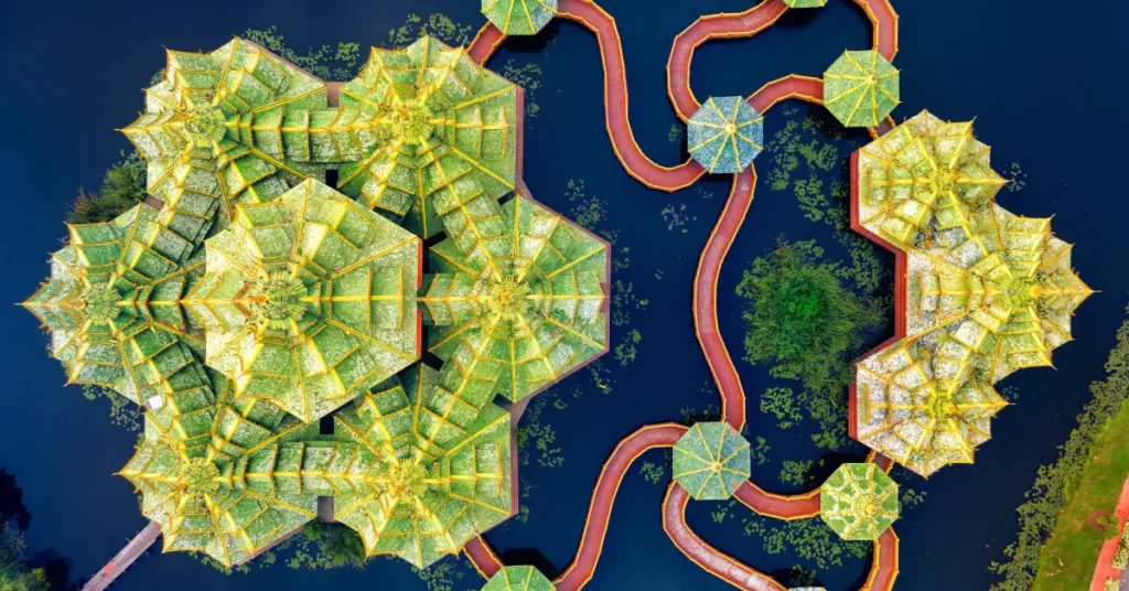 The Ultimate Architecture Encyclopedia: From Ancient Wonders to Modern Marvels