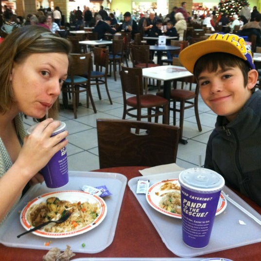 Discover the Best Eats at Clackamas Town Center Food Court