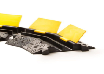 Durable Indoor Outdoor 1-Channel Cable Ramp Protector with Interlock