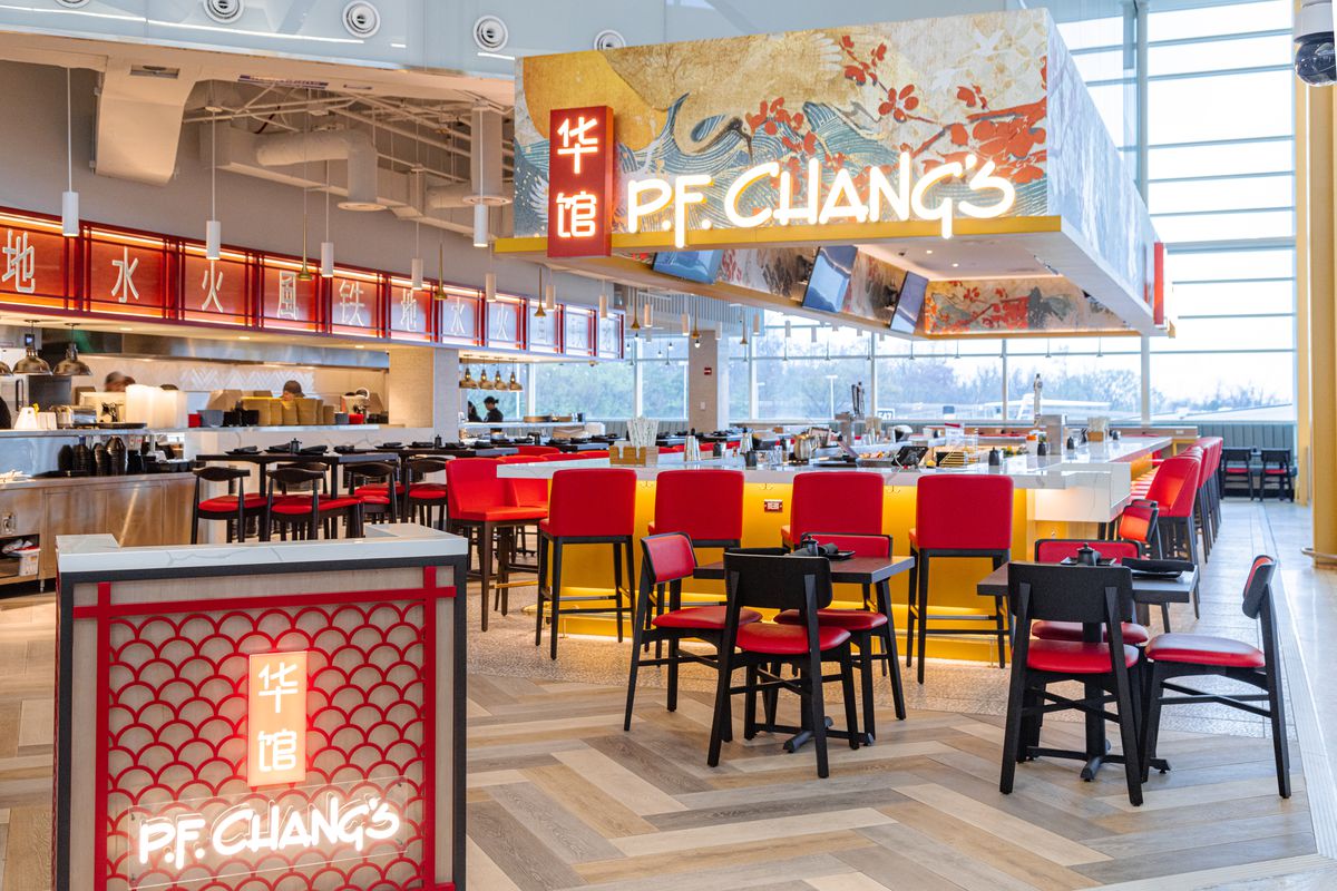 Ronald Reagan Food Court Guide: Best Dining Spots in Washington DC