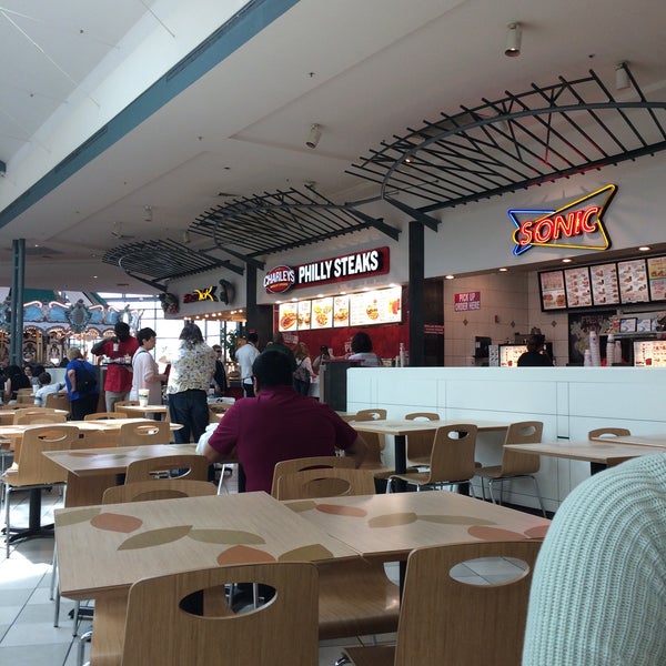 The Woodlands Mall Food Court: Dining Options, Hours & Location
