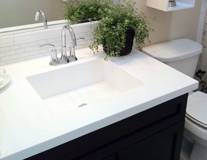 Cultured Marble vs. Quartz: Which is Better for Your Countertops?