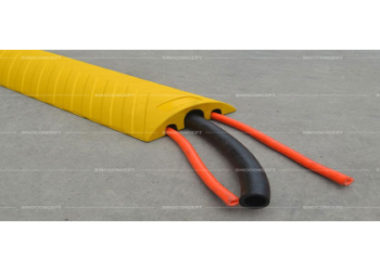 Indoor Outdoor Cable Ramp Protector for Safe and Durable Protection