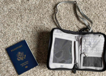 Money Pouch with RFID Protection: Ideal for Travel and Security