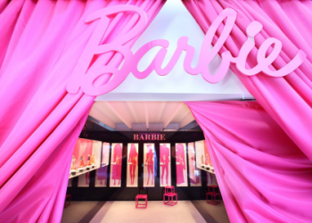 Ultimate Guide to DIY Life Size Barbie Box Decorations