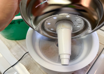 Durable Indoor Fountain Waterproof Mat – Ideal for Pet Fountains and Home Decor