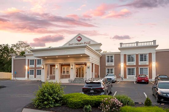 Best Hotels Close to Hartford HealthCare Amphitheater in Bridgeport