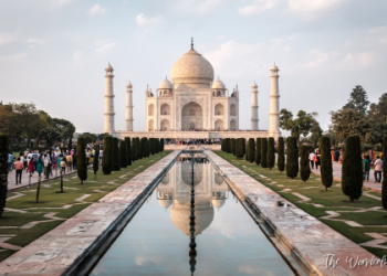 Discover the Prices at Akshardham Temple Food Court: Tasty Indian Meals