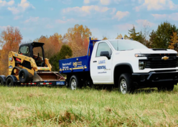 How Much Money Can You Make Towing Banners Per Month?