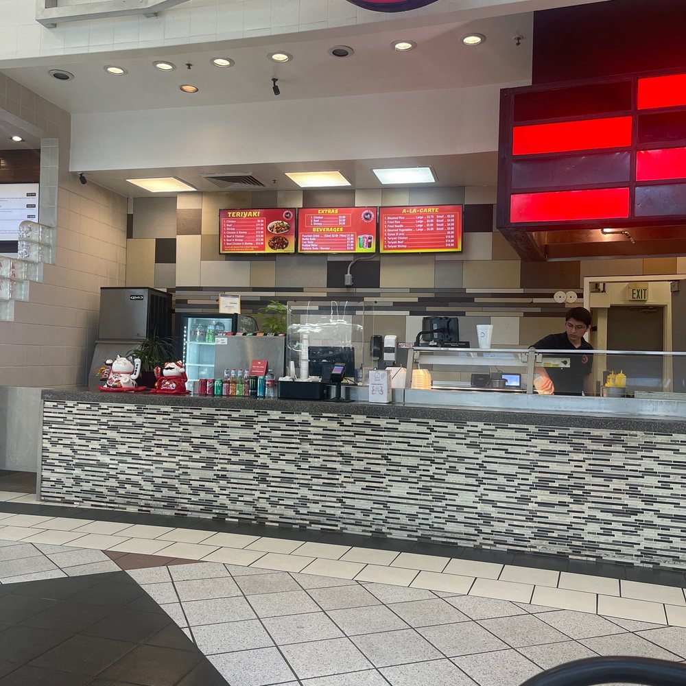 Explore the Best Food Options at University Mall Food Court