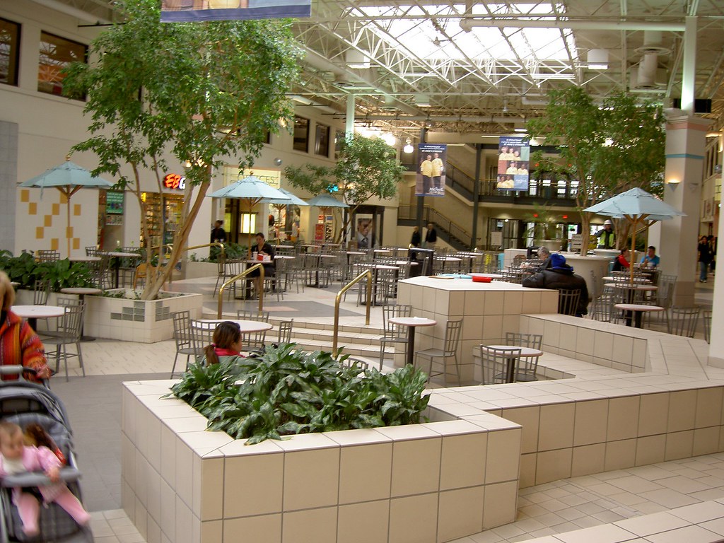 Bayshore Mall Food Court: Your Ultimate Guide to Dining Options
