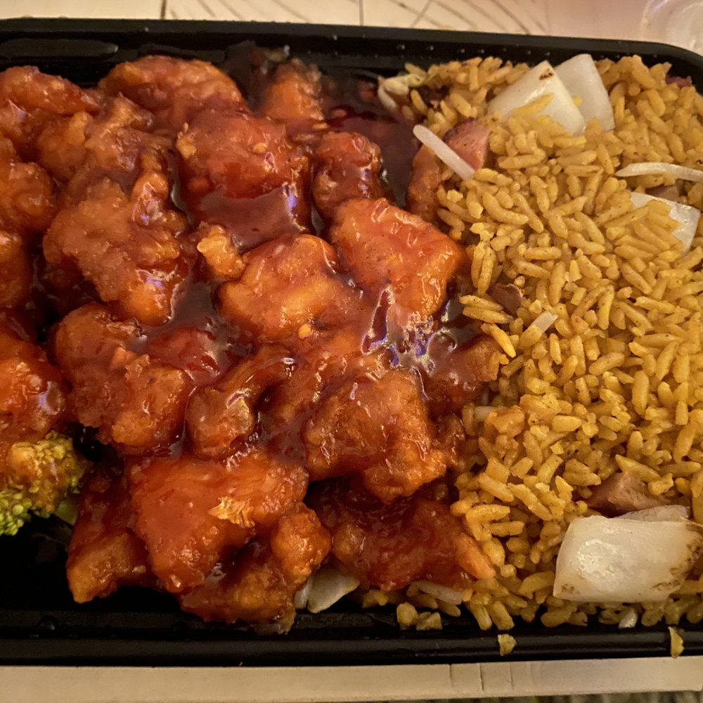 Looking for Chinese Food? Street Brooklyns Food Court is the Place to Be