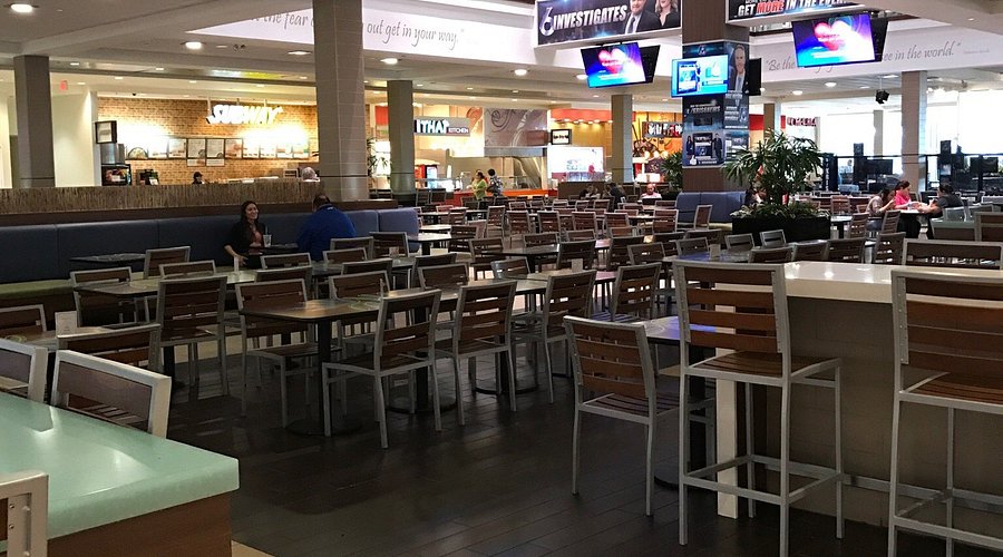 La Palmera Food Court: A Must-Visit for Food Lovers