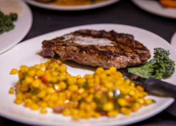 Inn of the Mountain Gods Food Court: Heres a Review of the Delicious Food.