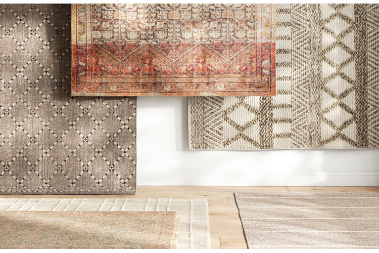 Indoor Outdoor Runner Rugs: How to Choose the Right One for High Traffic Areas?