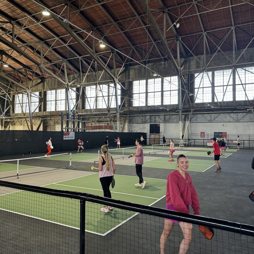 Best tennis court indoor near me, discover the perfect spot to play today!