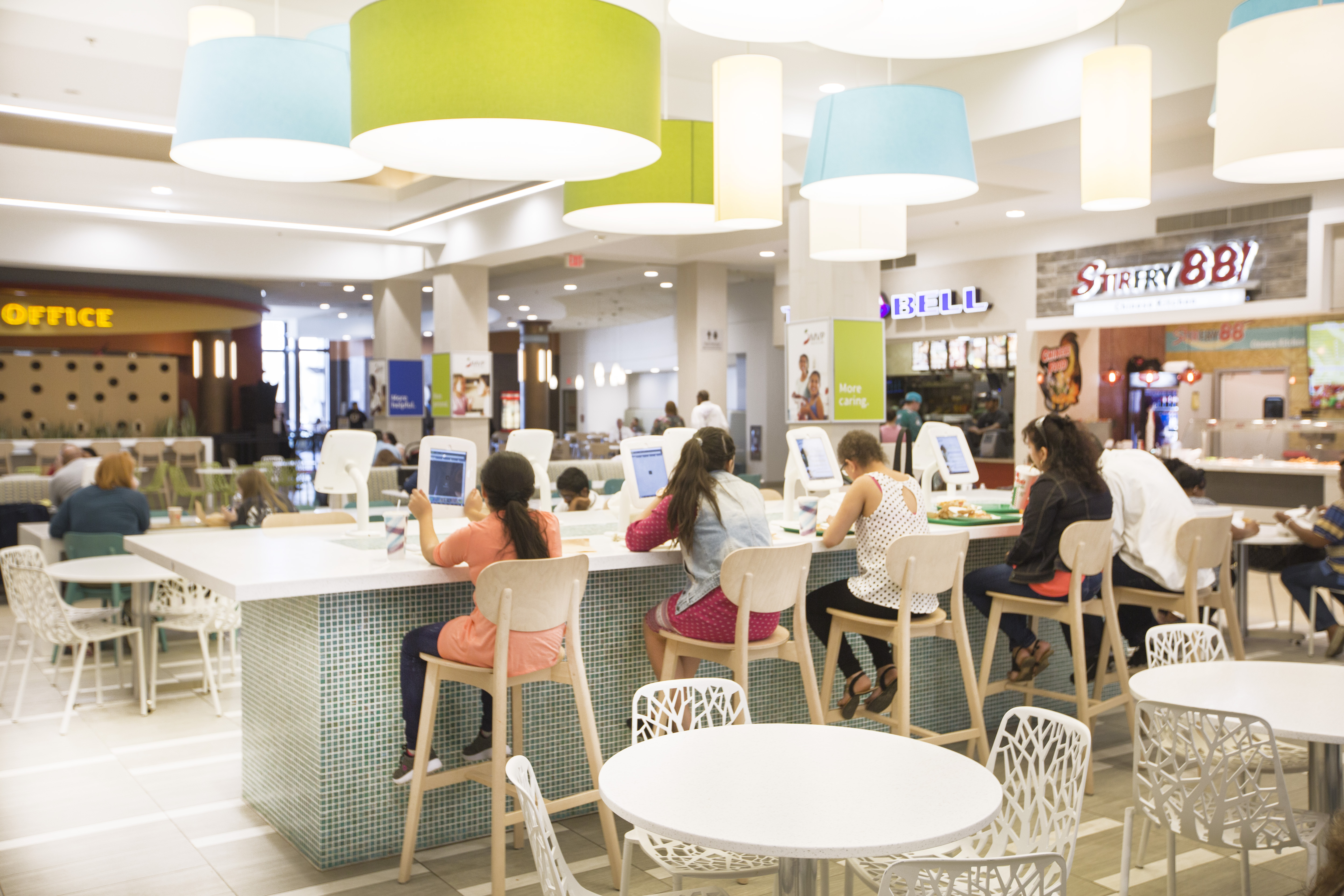 Colonie Mall Food Court Options: A Complete List of Restaurants!