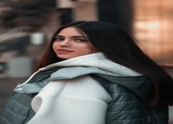 Why are culture sweatshirts so popular? Learn about the latest fashion trend here!