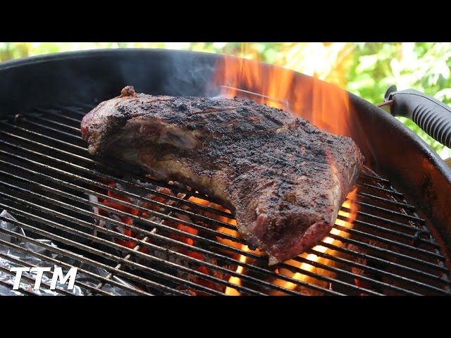 How to Cook Tri Tip on a Charcoal Grill: (Master the Art of Grilling!)
