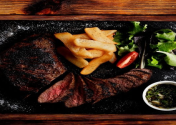 How to Cook Tri Tip on a Charcoal Grill: (Master the Art of Grilling!)