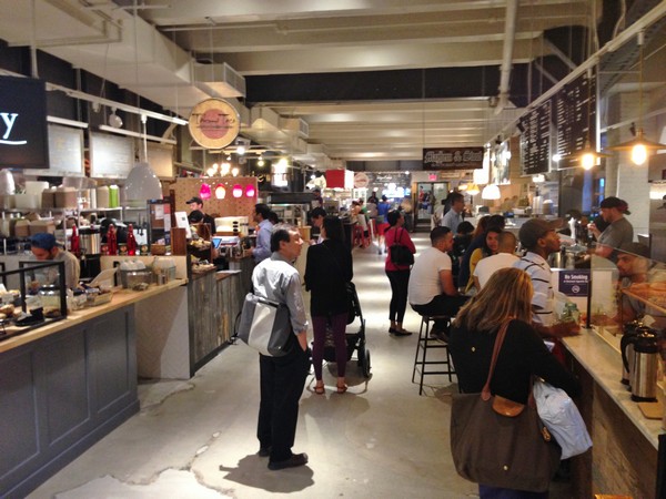 Box food court vs traditional food court: Which one is better for dining?