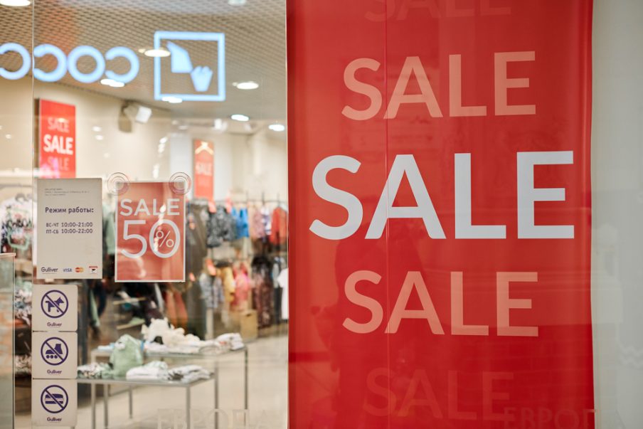 Exploring the pros of merchandising campaigns for retailers.