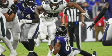 10 Expert Football Stats and Tips Every Fan Needs to Dominate Betting in 2024