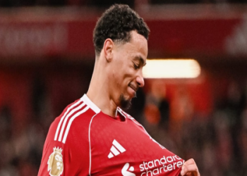 10 Expert Tips to Master the EPL League Table Fixtures Like a Pro